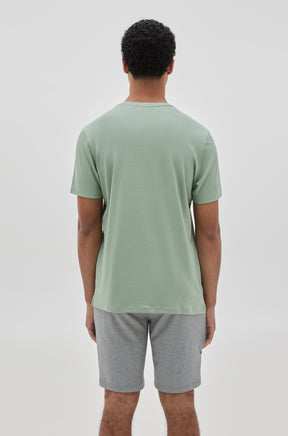 T-Shirt col v pour homme par Robert Barakett | 23336V/Georgia Baie Verte/Green Bay| Machemise.ca, vêtements mode pour hommes